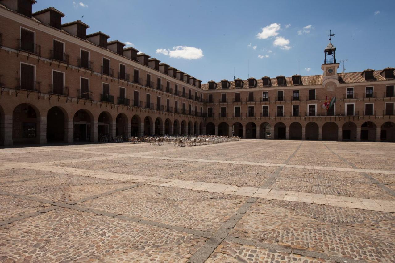 Hotel Plaza Mayor Ocaña Buitenkant foto